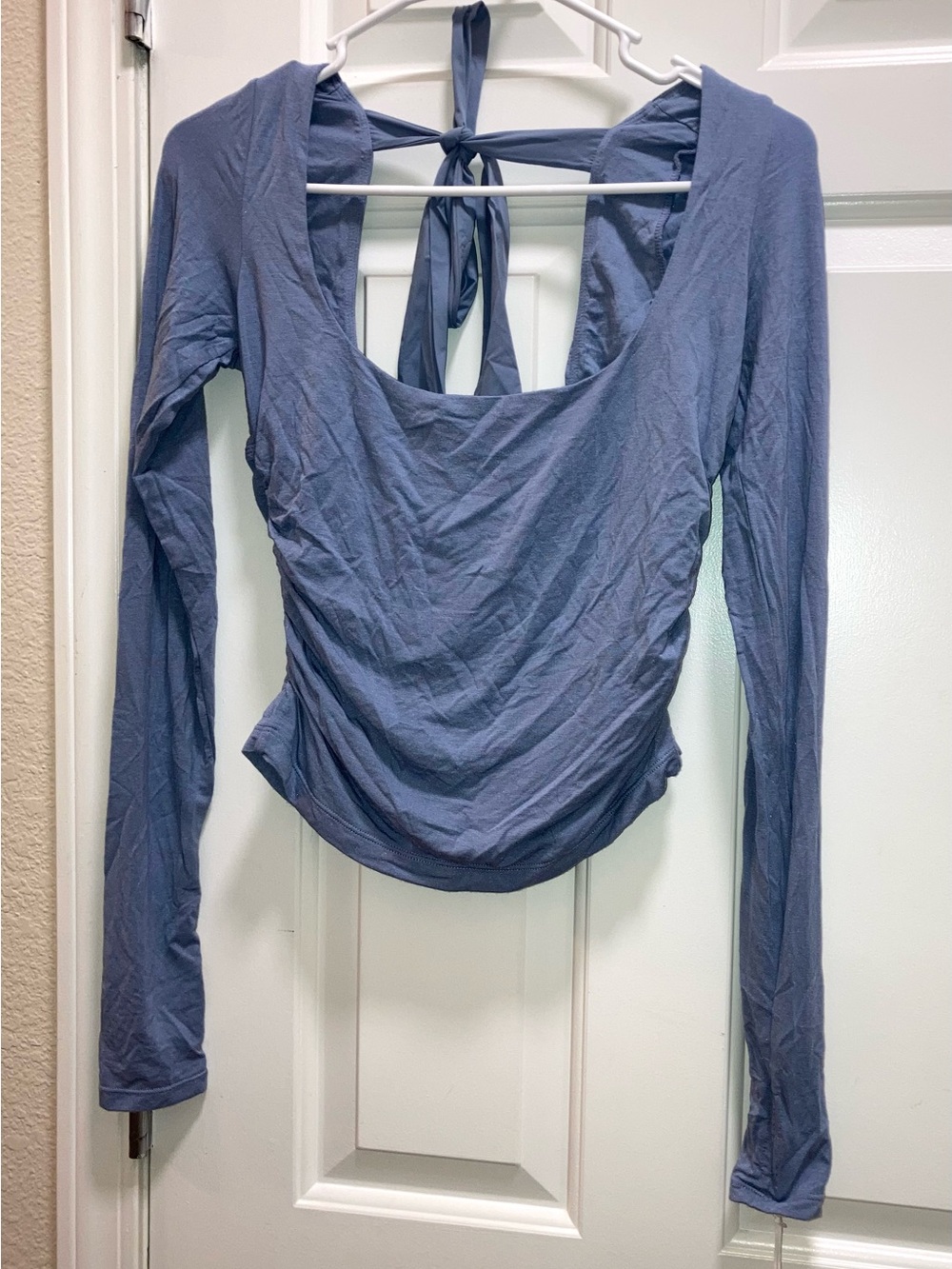 Blogilates Love Story Long Sleeve Tie Bow Back Top Size Small new